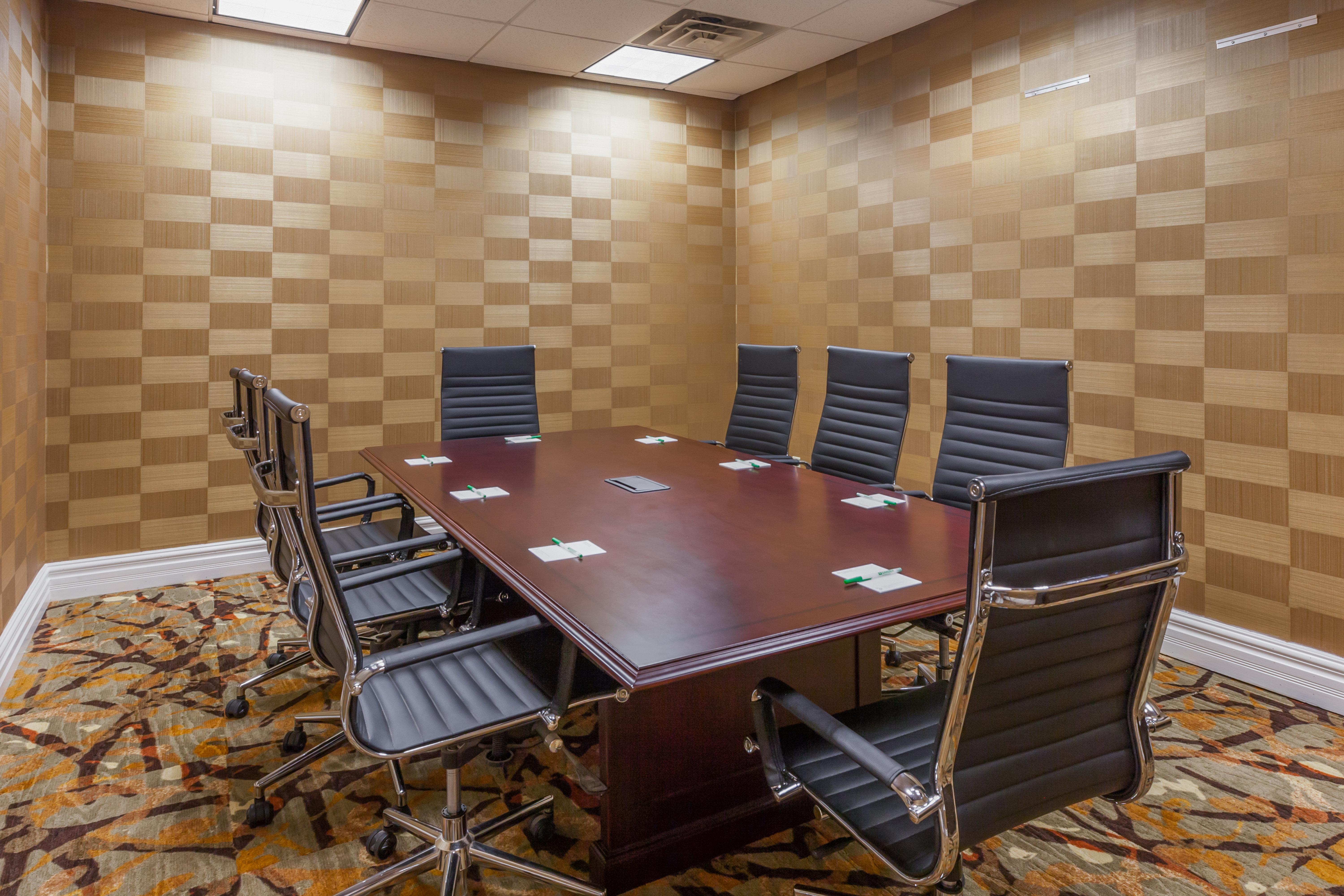 Holiday Inn Hotel & Suites Oklahoma City North By Ihg Buitenkant foto